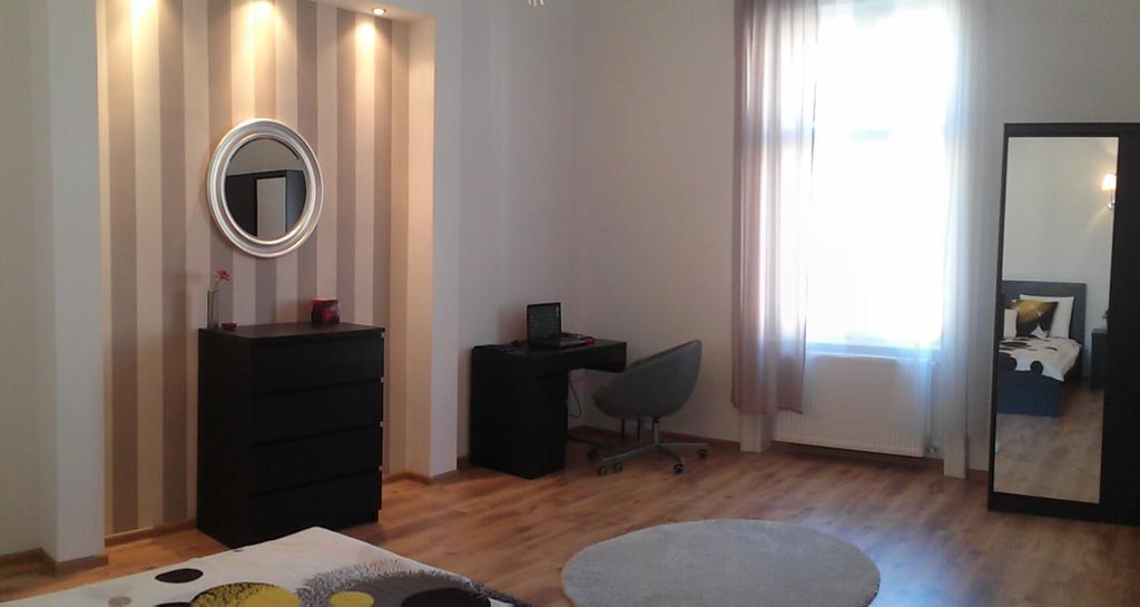 Downtown Rising Sun 104 Sq.M Apartment Будапеща Екстериор снимка