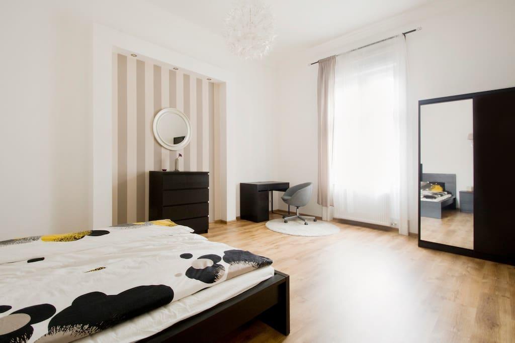 Downtown Rising Sun 104 Sq.M Apartment Будапеща Екстериор снимка